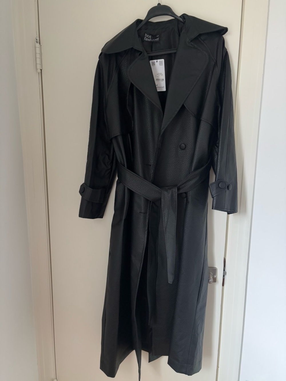 Black Trench Coat Faux Leather - Picture 8 of 12